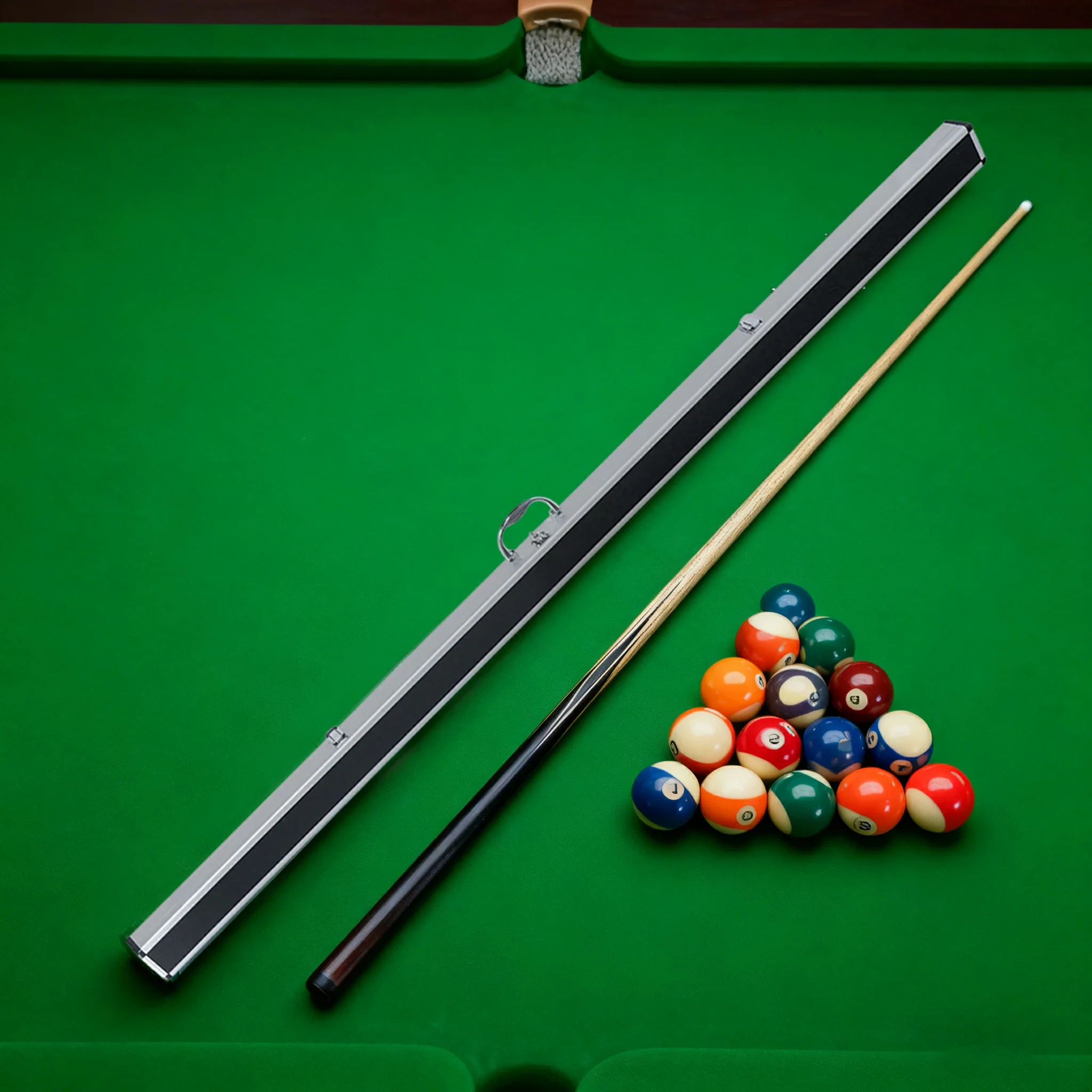ARIX 1-Piece Cue Case 150cm, Aluminium Hard Shell with Foam Interior, Secure Metal Clasps & Carry Handle - Silver - Image 2
