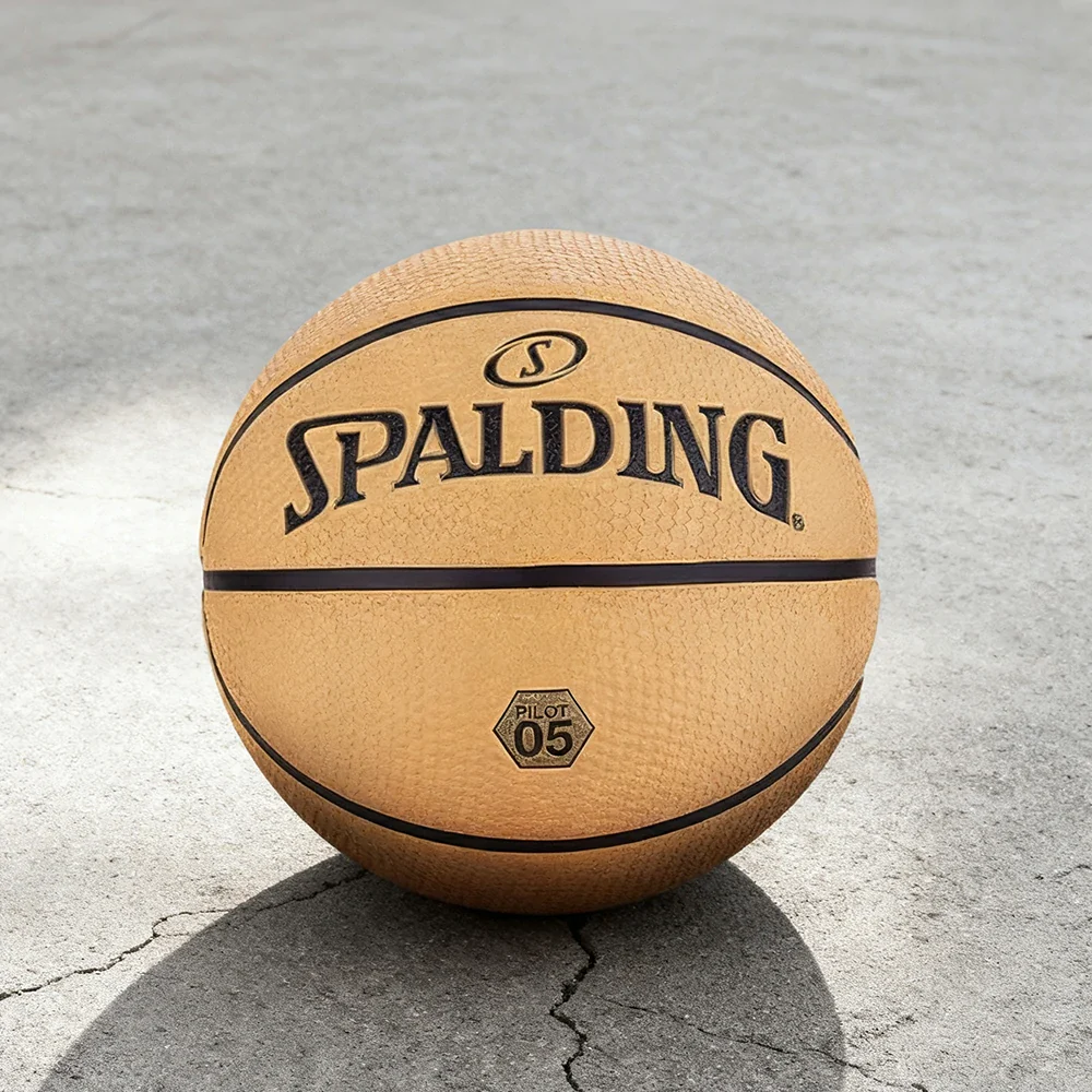 DUNK MASTER 85-011Y SPALDING Authentic Basketball 7# High-Performance PU Rubber Bladder Nylon Winding, Superior Grip, Durable Design - Image 2