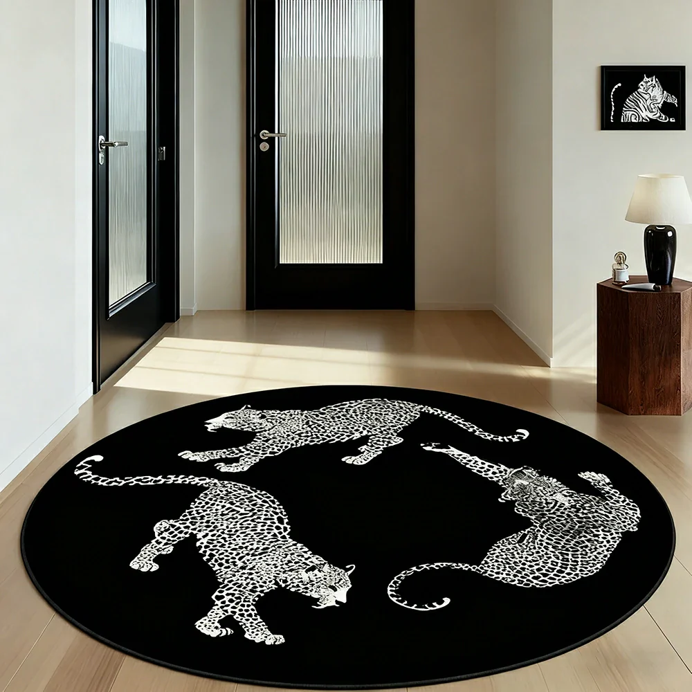 LIVARA 160/200cm Round Leopard-Print Loop-Pile Rug - Non-Slip Eco Cotton-Latex Backing, Soft & Durable, Easy to Clean - Black - Image 2