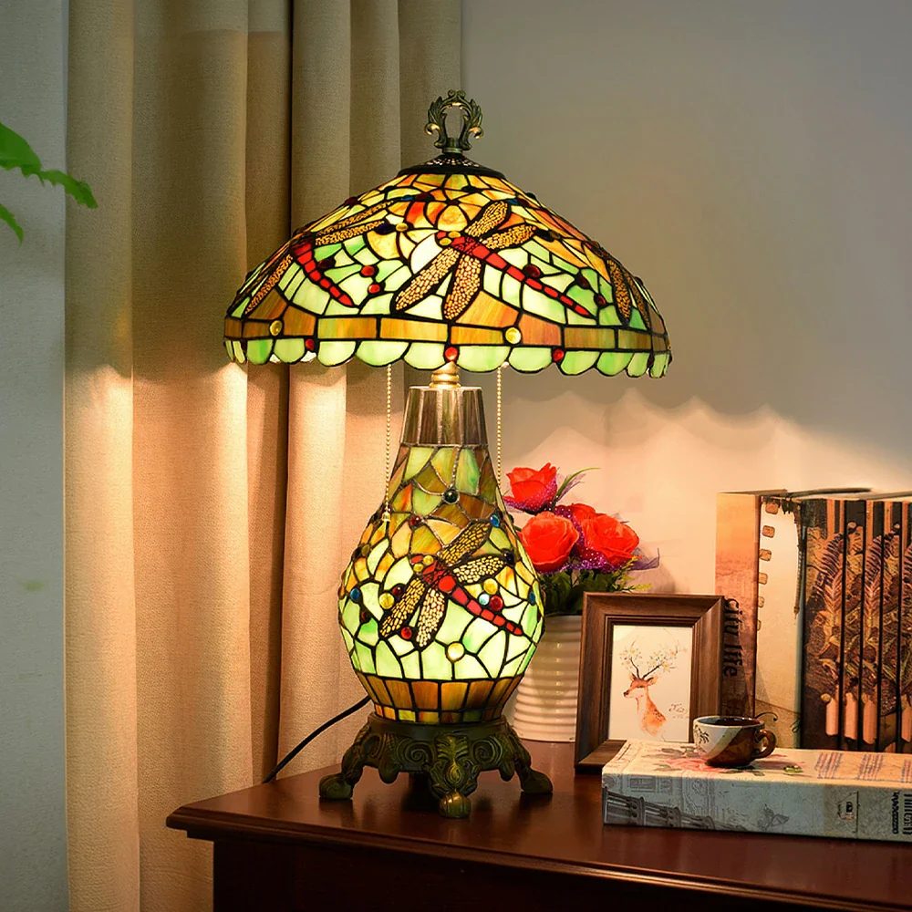 LIVARA Glass Table Lamp - High-Temperature Glass Shade, Alloy Base, Adjustable Height, Metal Pull-Chain Switch - Green - Image 2