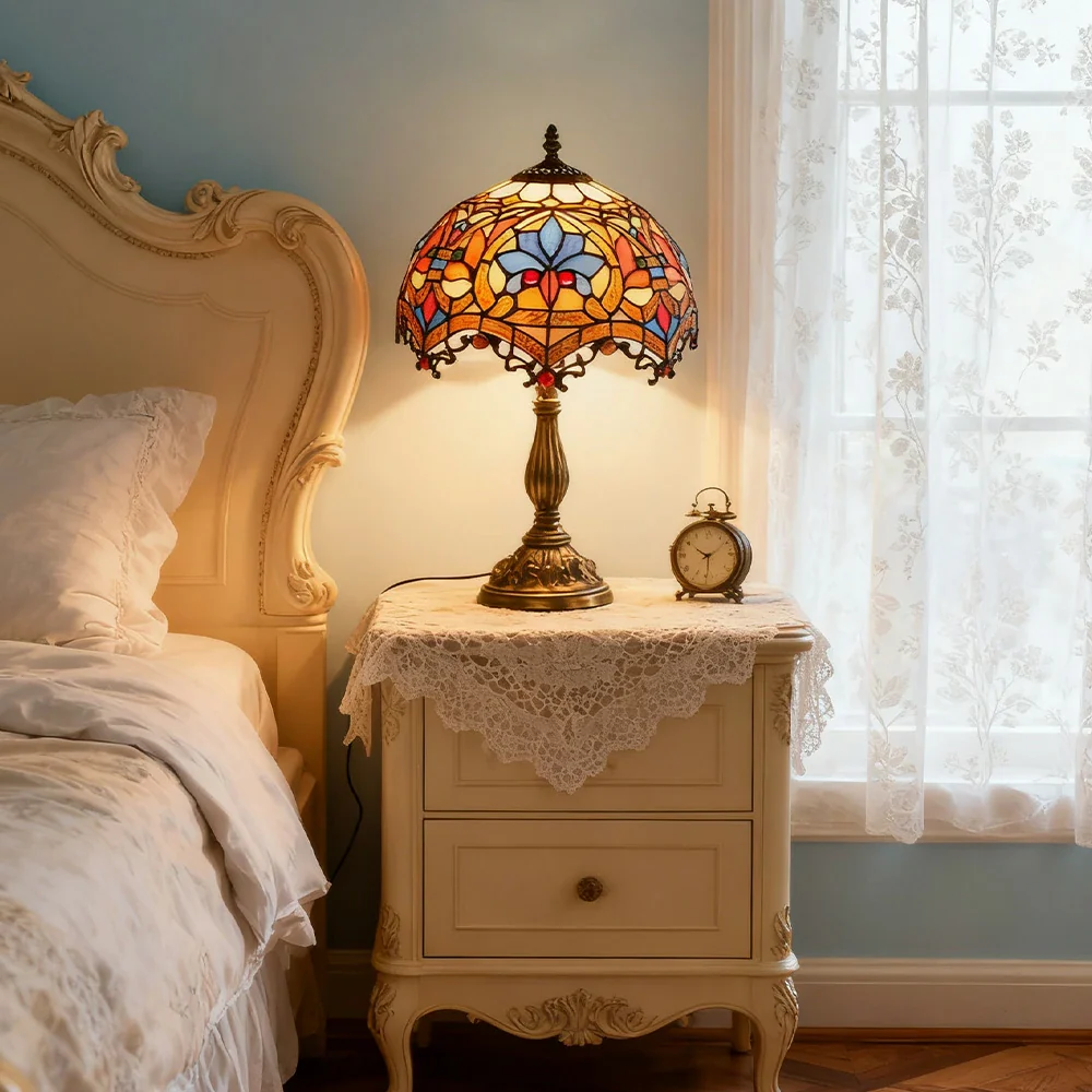 LIVARA Glass Table Lamp - High-Temperature Coloured Glass, E27 Socket, Resin/Aluminium Base, Handcrafted & Vibrant Illumination - Image 2