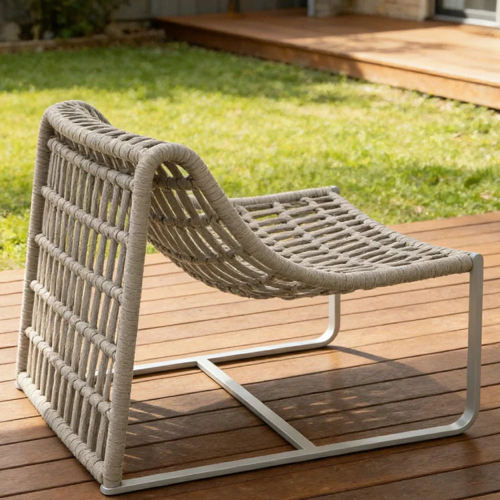 SOLARA Mesh Tube Lounge Chair - Powder-Coated Aluminium Frame Relax Chair with Footrest - Light Grey - Image 4
