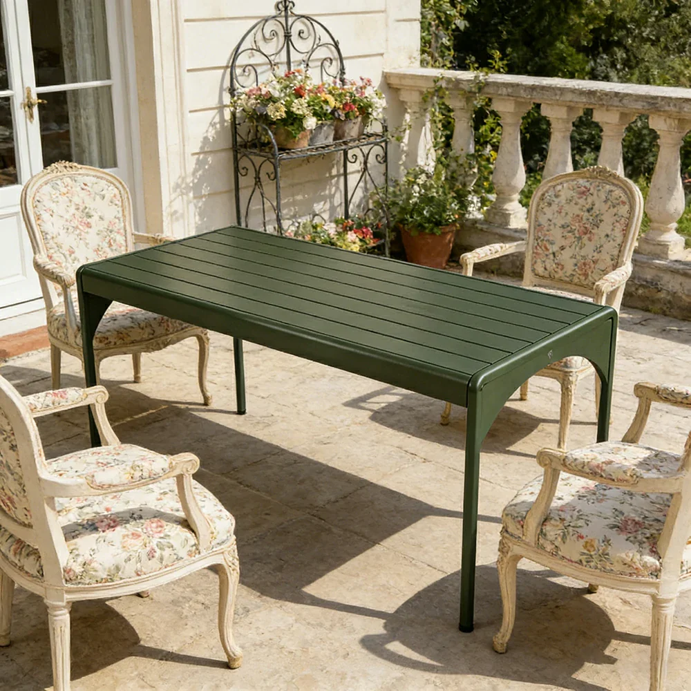 SOLARA 120/160/200cm Outdoor Dining Table - Lightweight, Durable Aluminium Frame, Powder-Coated Finish, Reinforced Legs & Rounded Corners - Garden/Patio Use - Green - Image 2